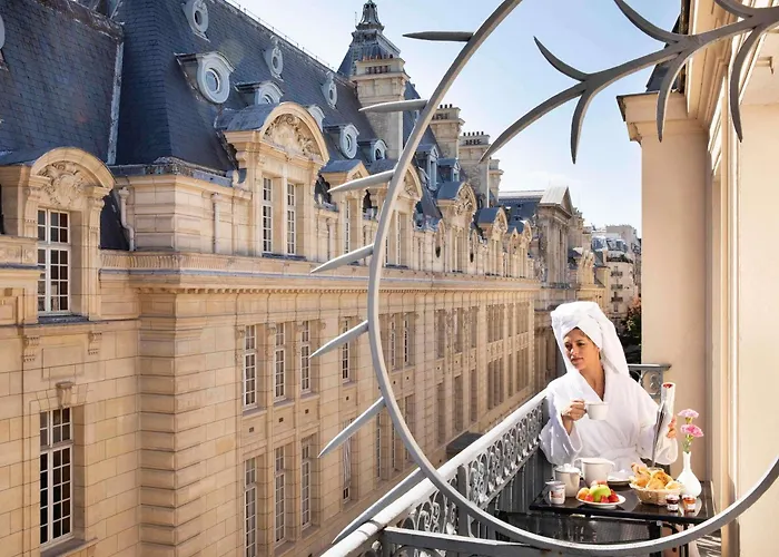 Hotel Mercure La Sorbonne Saint-Germain-des-Prés Parigi